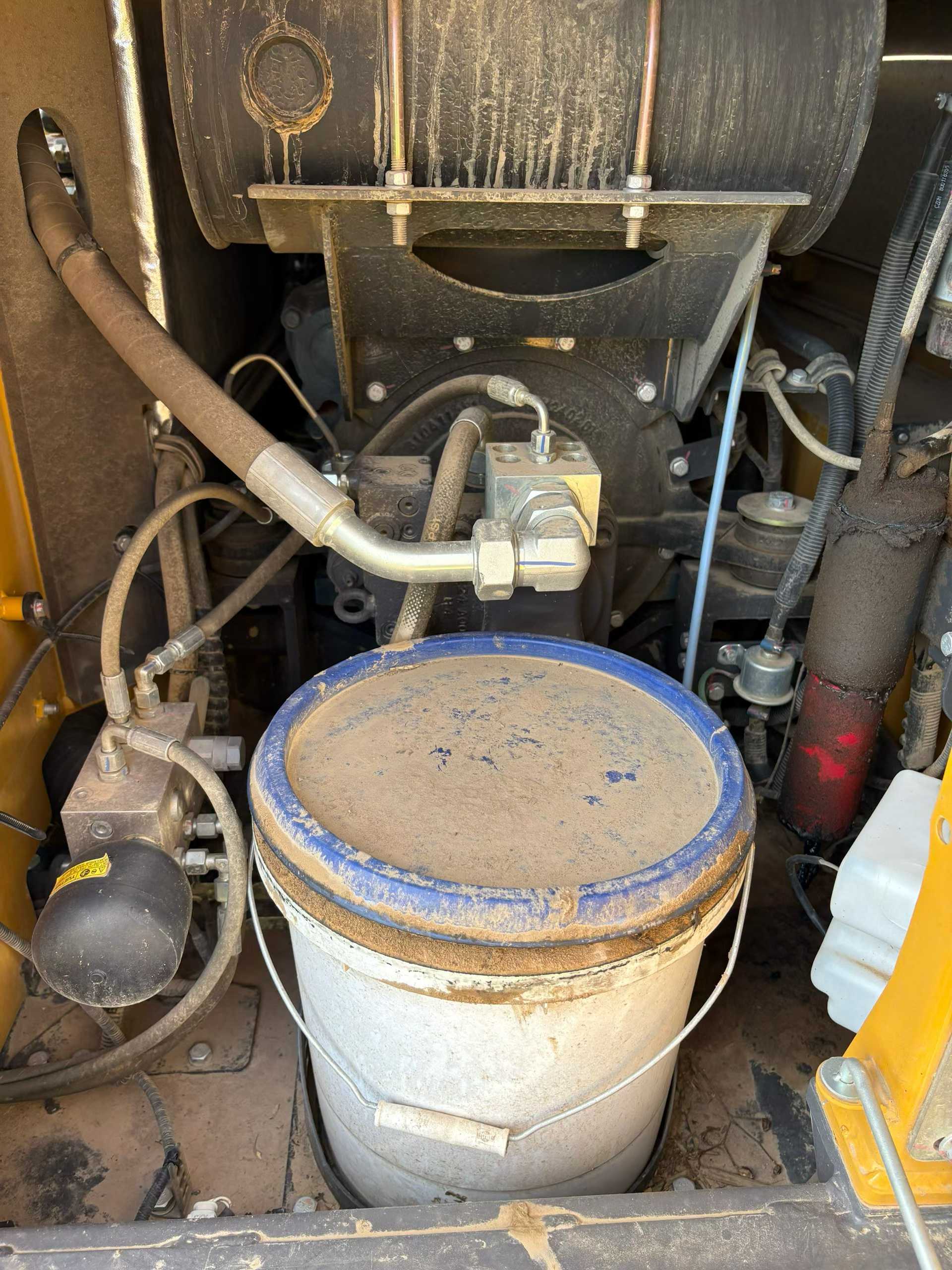 Used XCMG XE75WD Excavator 2024 Model / 6