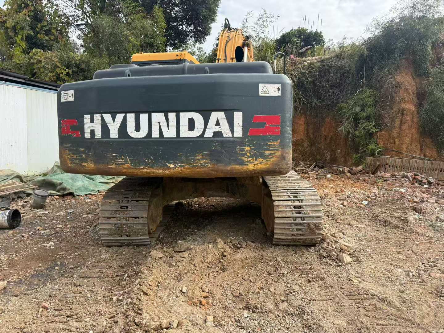 Used Hyundai R215VSN Excavator 2016 Model / 3