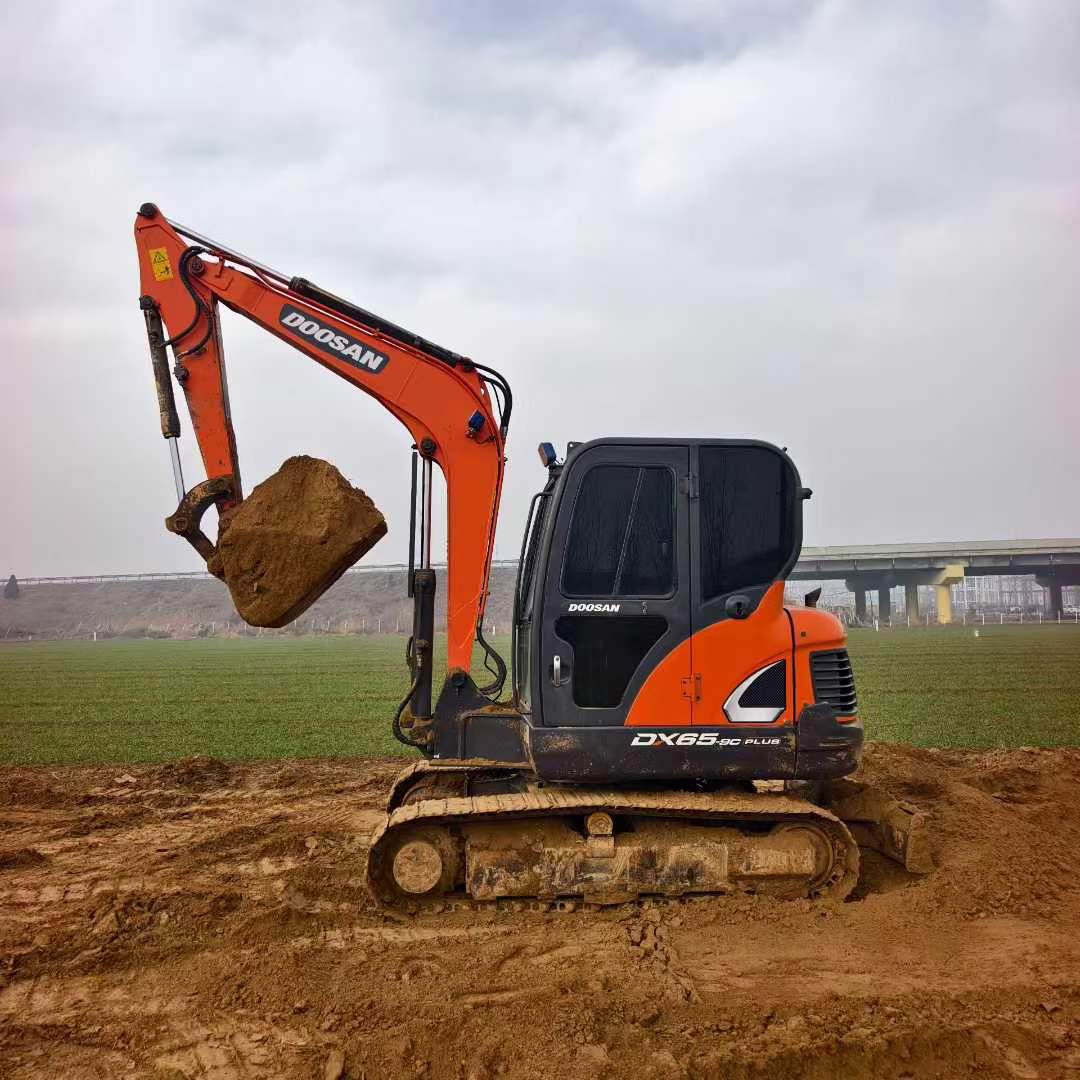 Used Doosan DX65-9C PLUS Excavator 2019 Model / 2