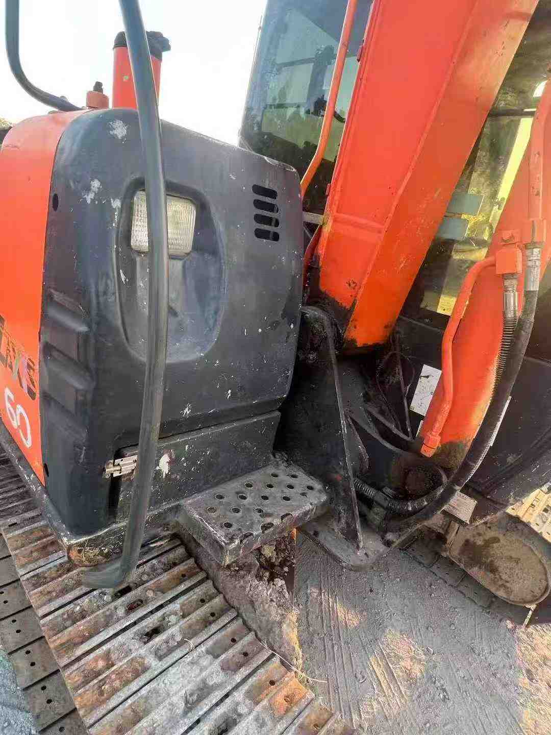 Used Hitachi ZX60-5G Excavator 2016 Model / 5