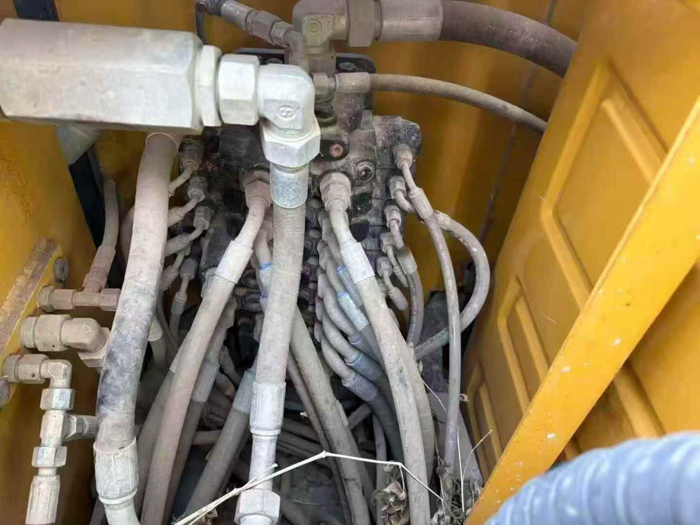 Used XCMG XE75WD Excavator 2020 Model / 9