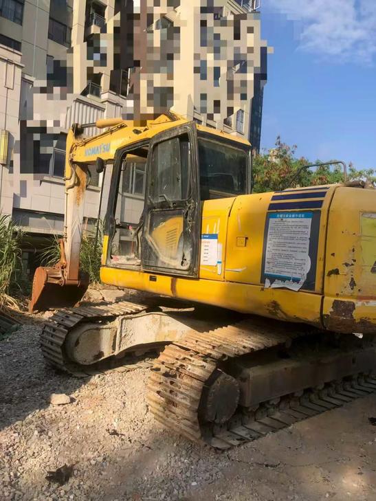 Buy Komatsu PW200-7 Used Excavator / 1