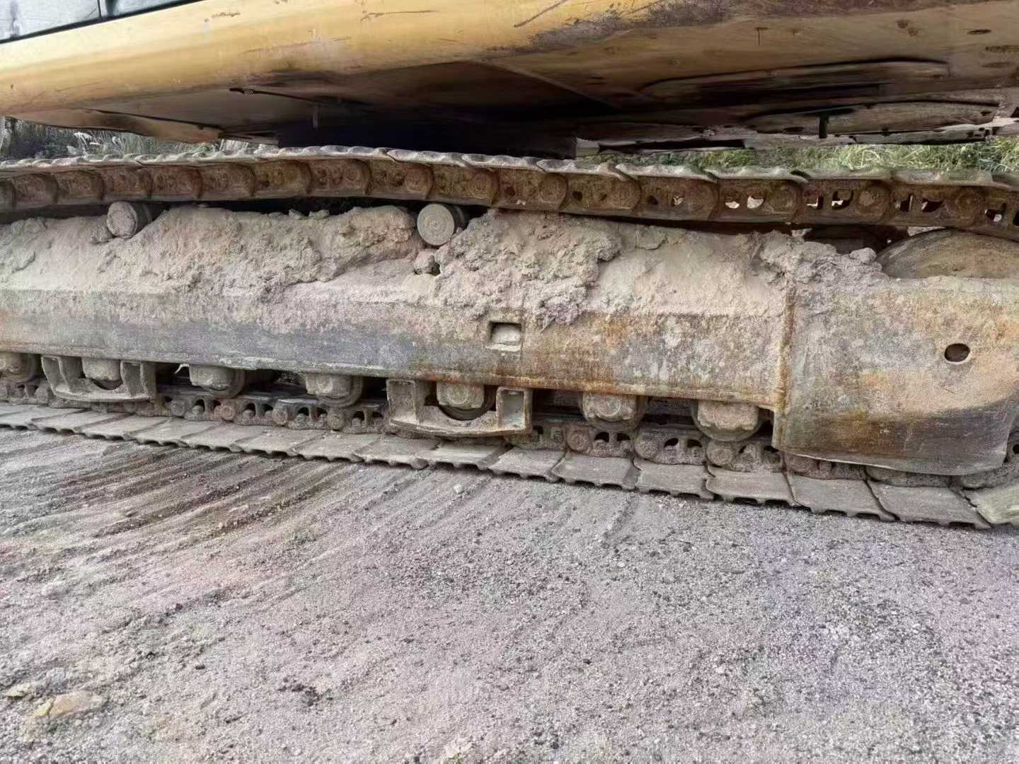 Used Caterpillar 323 Excavator 2016 Model / 3