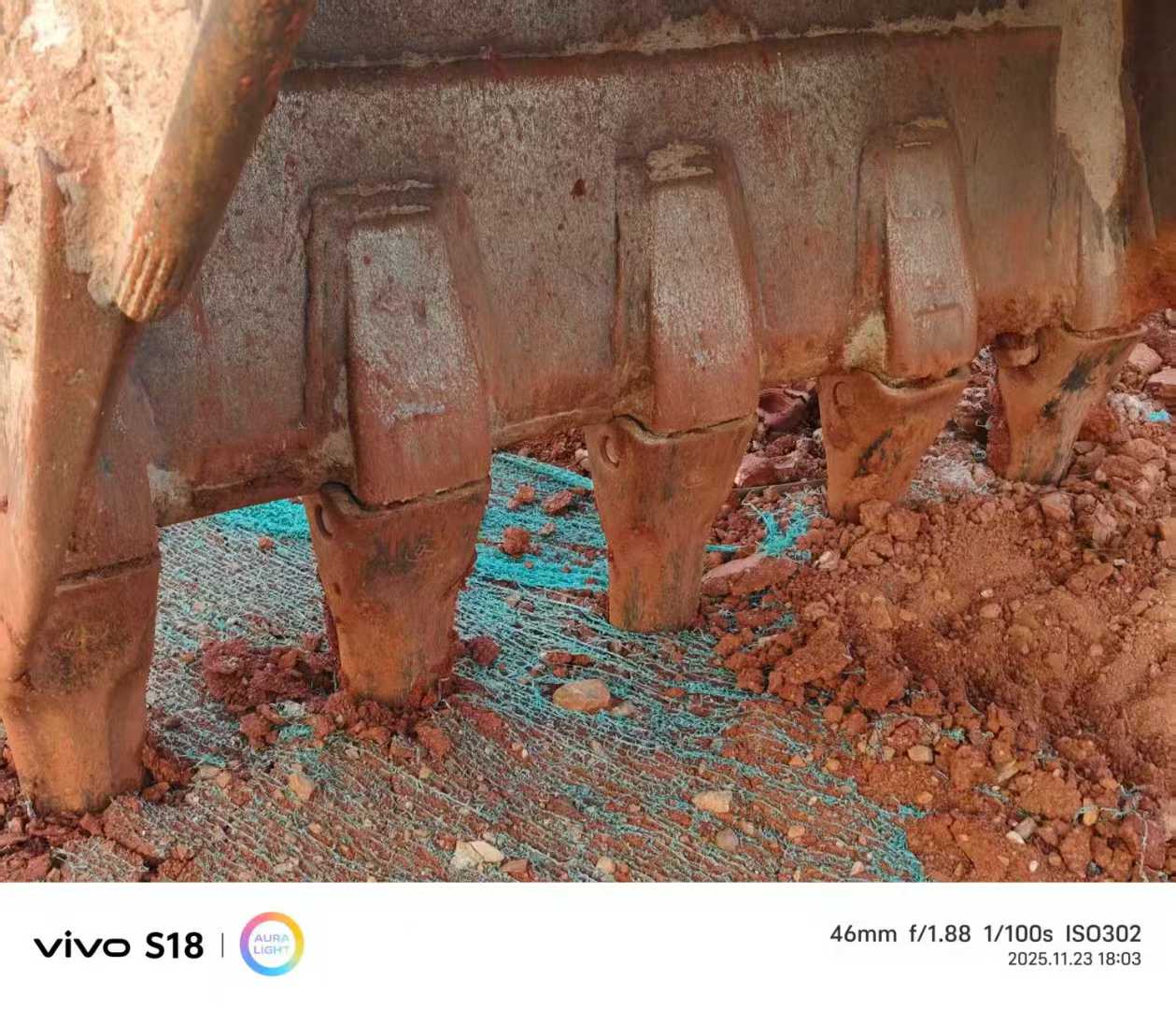 Used Caterpillar 320C Excavator 2016 Model / 4