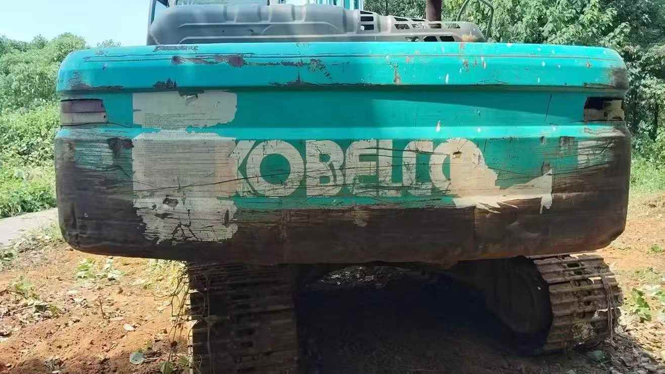 Used Kobelco SK250 Excavator 2011 Model / 2