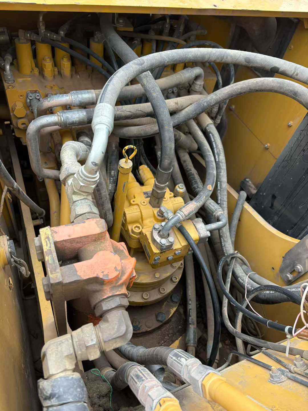 Buy Caterpillar 320D Used Excavator / 7 Used Caterpillar 320D Excavator 2017 Model / 7