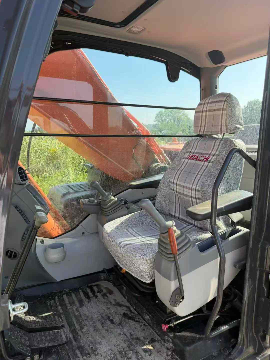 Used Hitachi ZX50 Excavator 2016 Model / 8