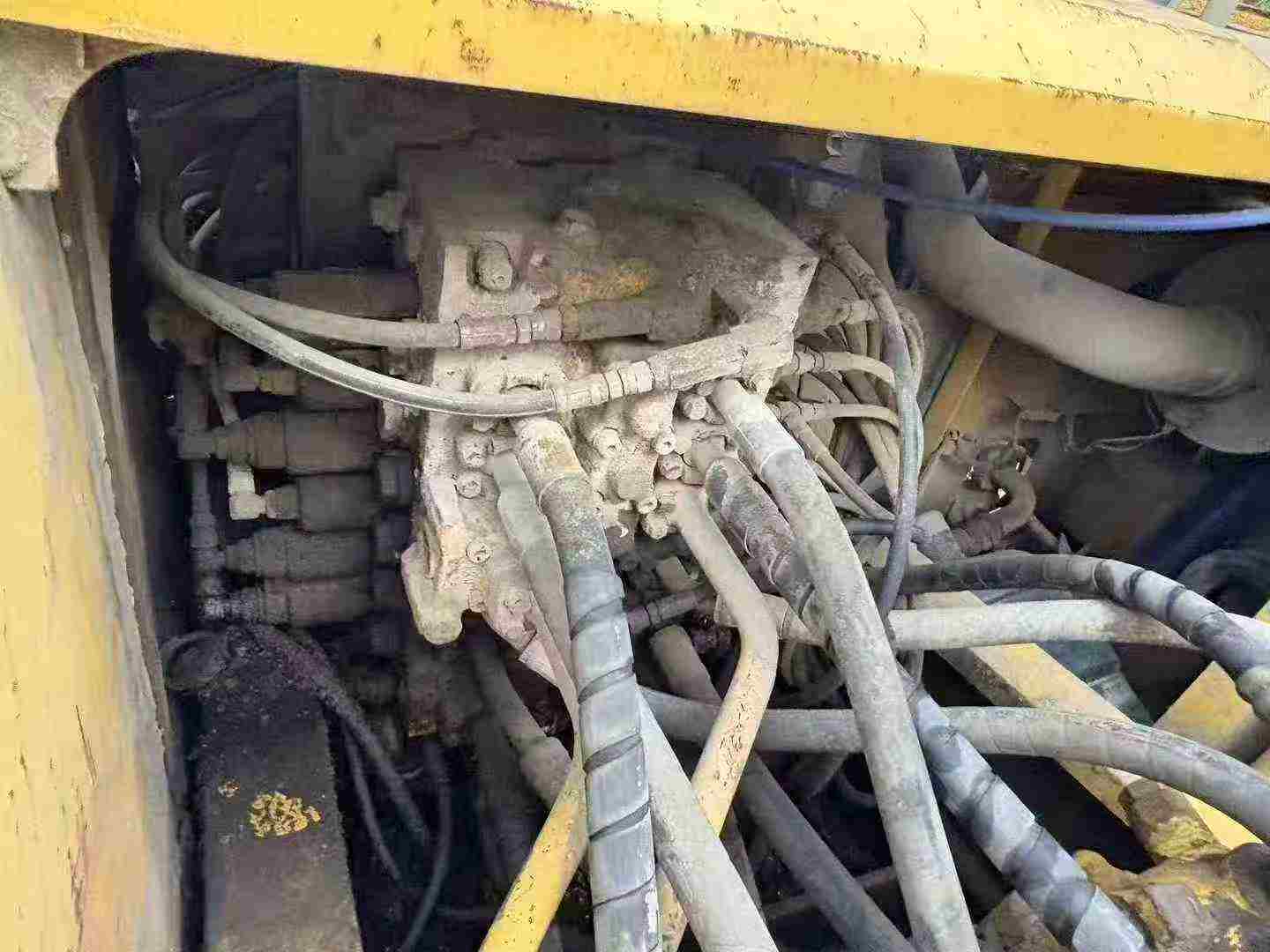 Used Komatsu PW200-7 Excavator 2016 Model / 5