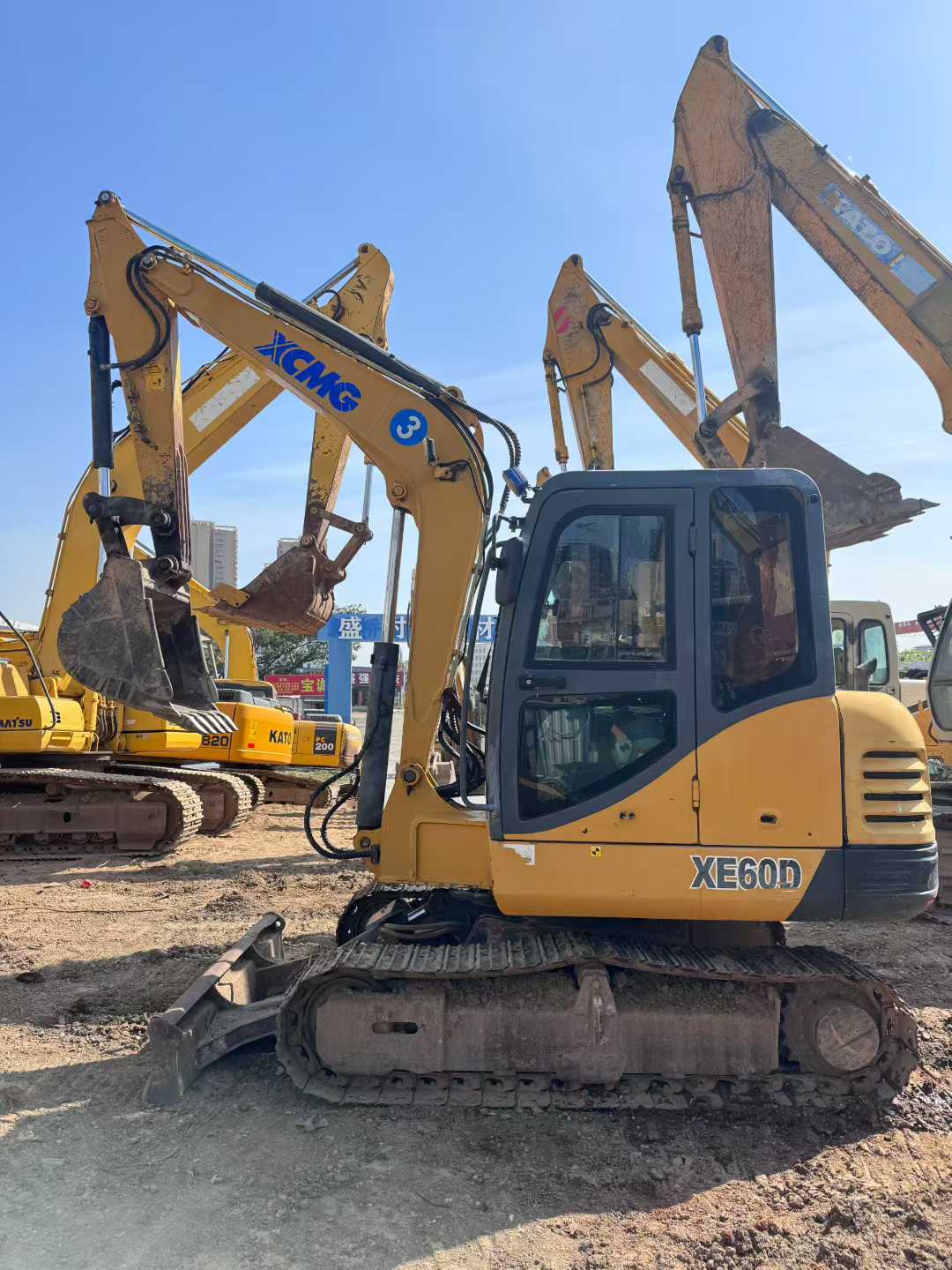 Buy XCMG ZL60G Used Excavator Used XCMG ZL60G Excavator 2017 Model