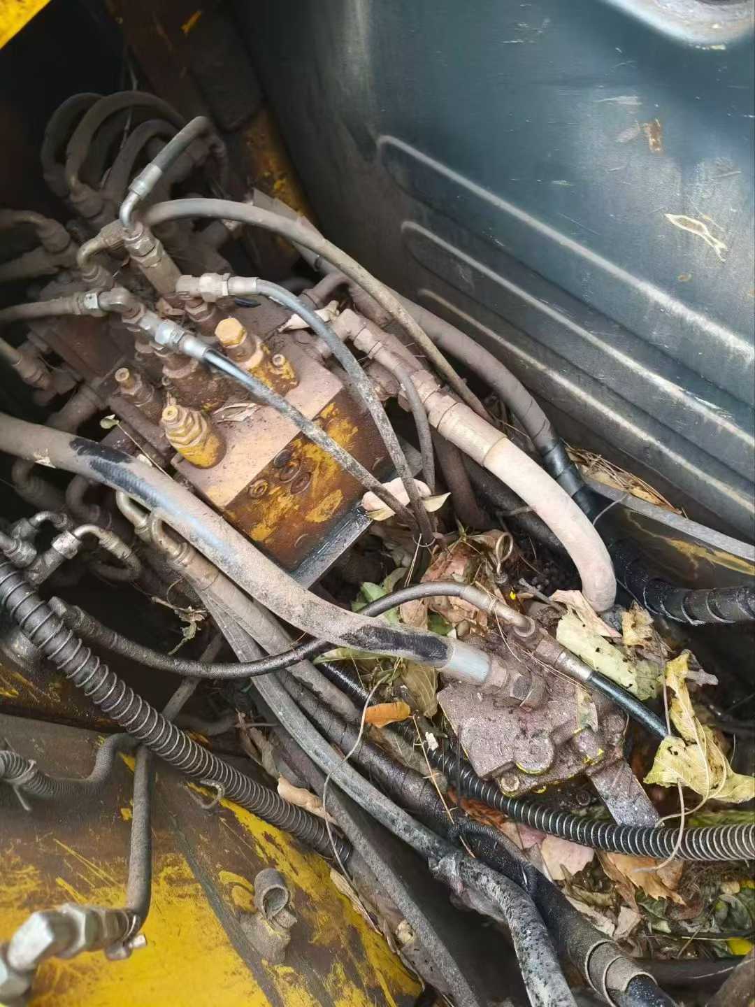 Used Hyundai R805LC Excavator 2018 Model / 2