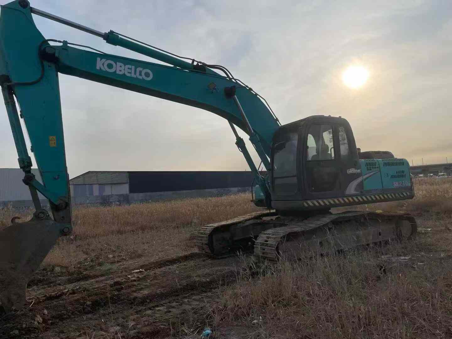 Used Kobelco SK210 Excavator 2016 Model / 2