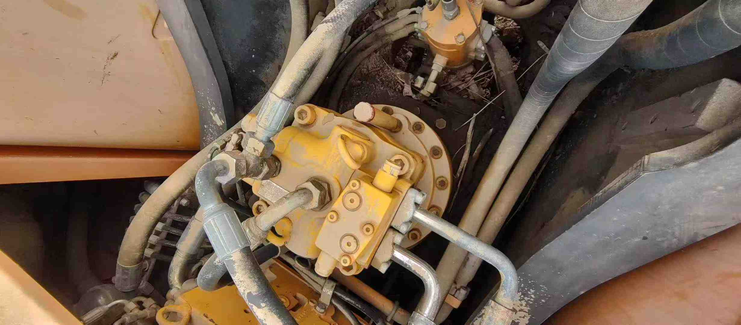 Used Sany SY205H Excavator 2013 Model / 2