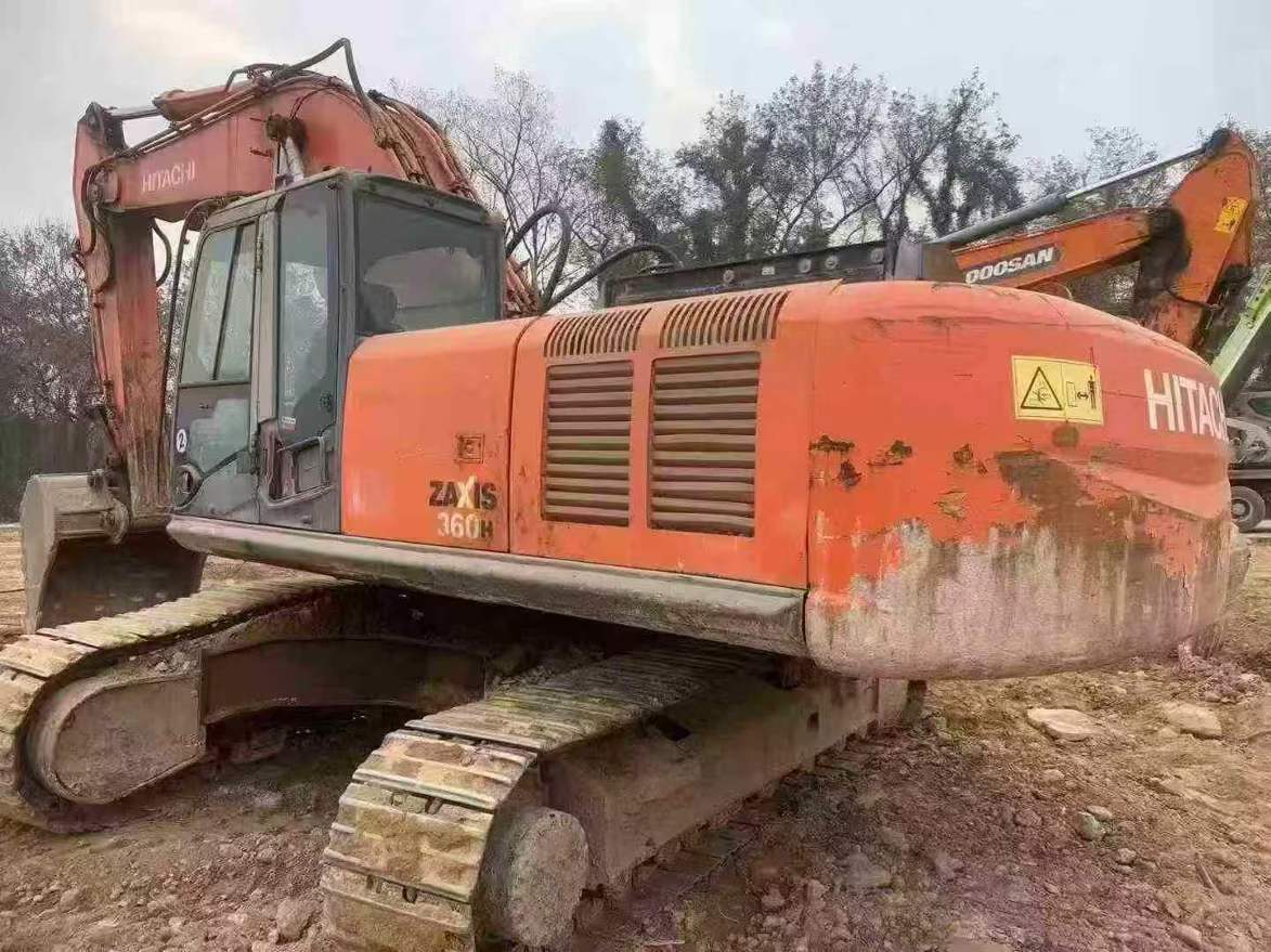 Used Hitachi ZX60 Excavator 2011 Model / 8