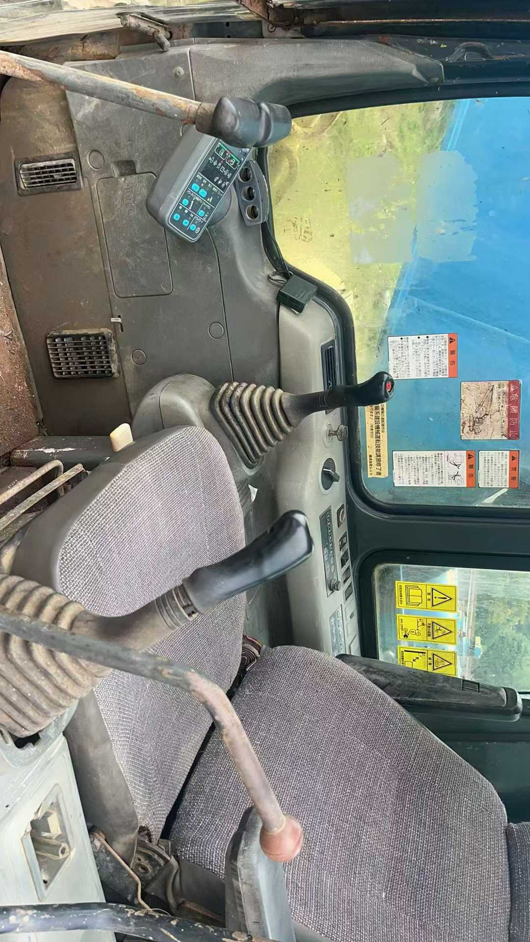 Buy Komatsu PC200LC-6E Used Excavator / 3 Used Komatsu PC200LC-6E Excavator 2016 Model / 3