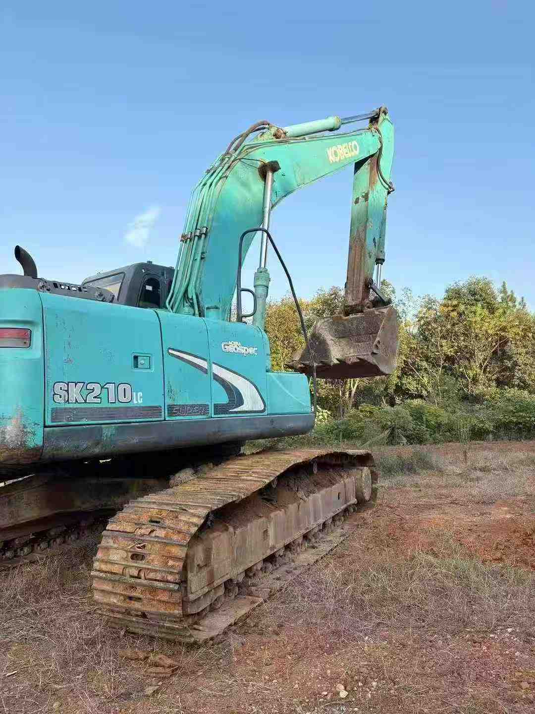 Used Kobelco SK210 Excavator 2011 Model / 4