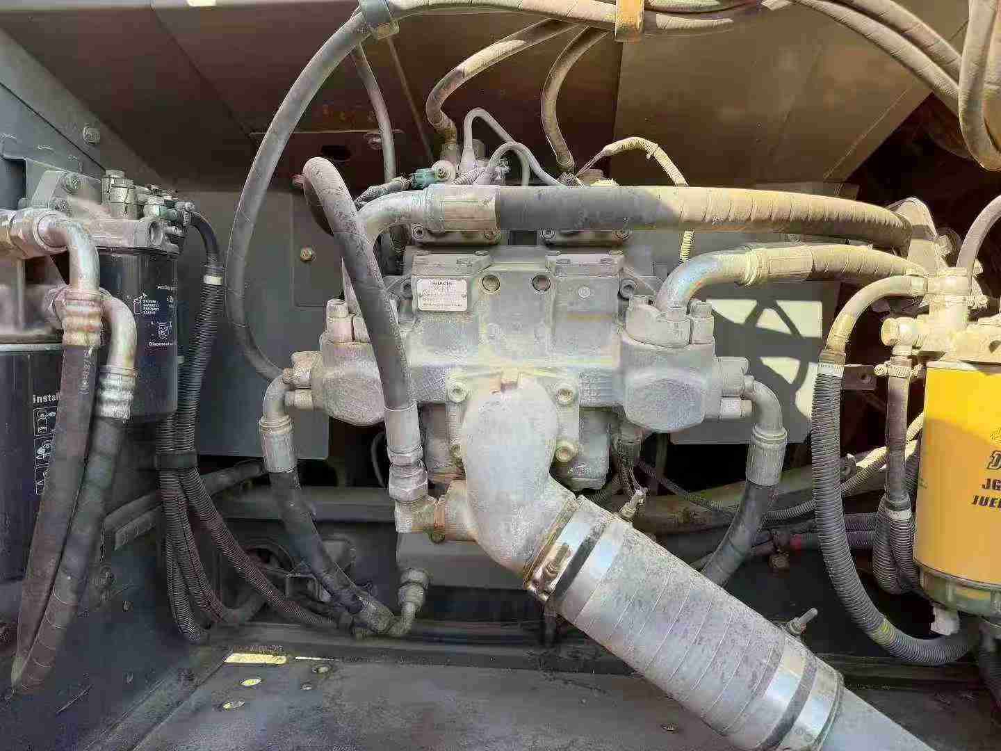 Used Hitachi ZAXIS200 Excavator 2021 Model / 6