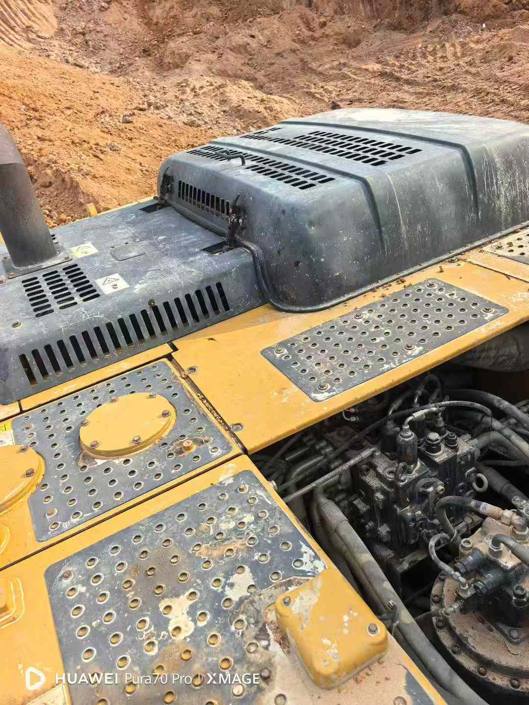 Used XCMG XE80 Excavator 2022 Model / 3