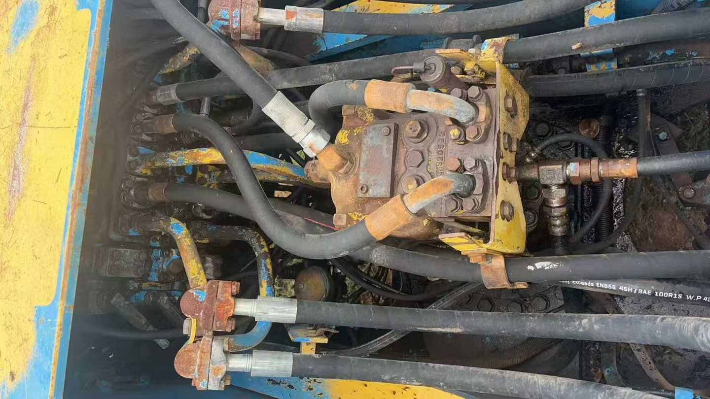 Buy Komatsu PC200LC-6E Used Excavator / 7 Used Komatsu PC200LC-6E Excavator 2016 Model / 7