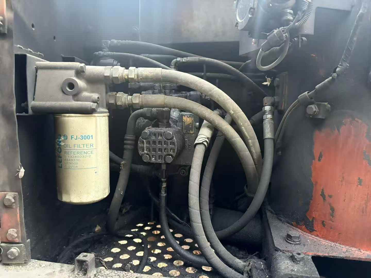 Used Hitachi ZX120 Excavator 2016 Model / 7