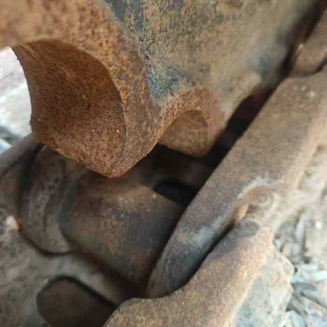 Used Hyundai R225-7 Excavator 2016 Model / 4