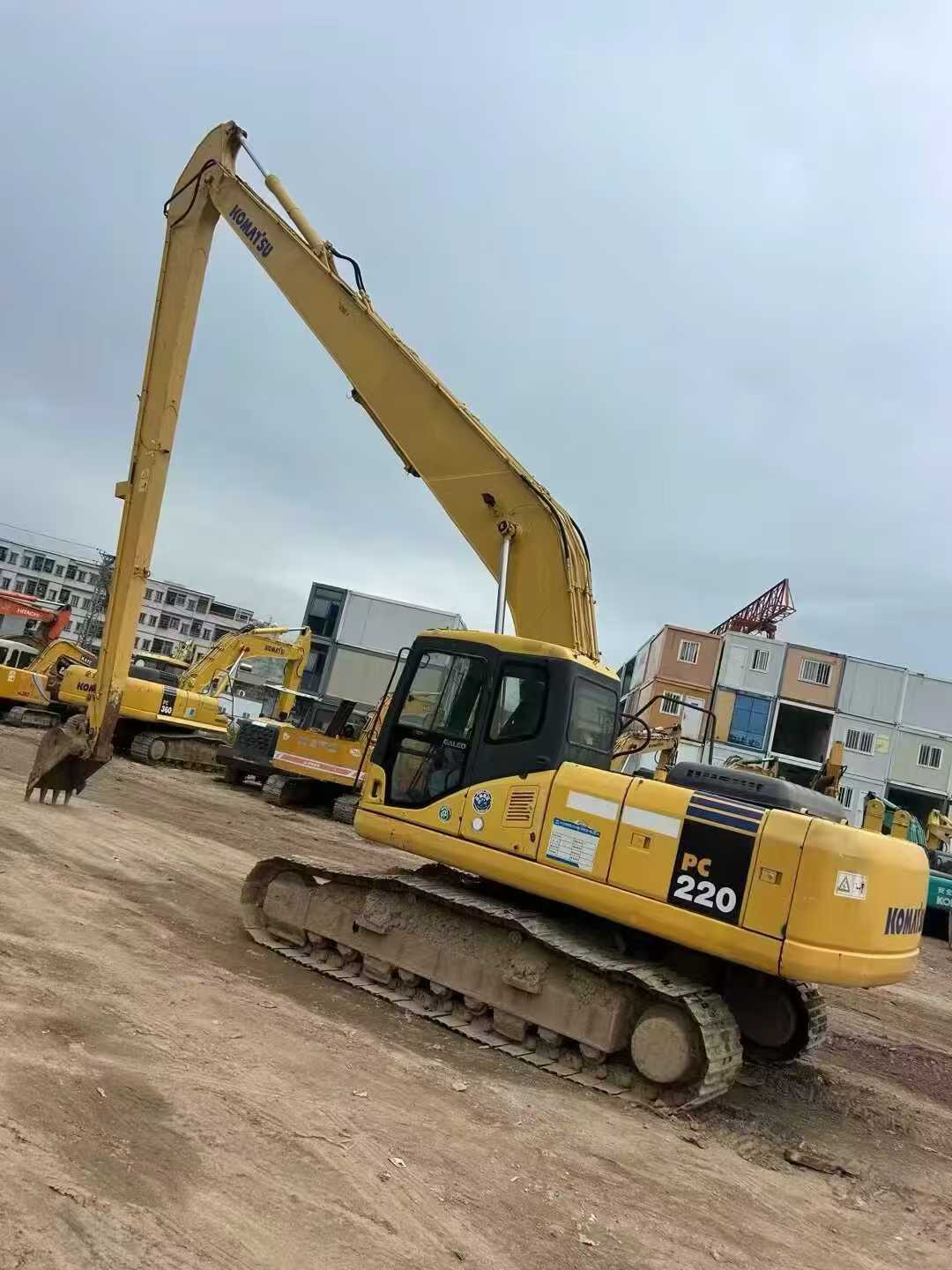 Used Komatsu PW220-7 Excavator 2016 Model / 9