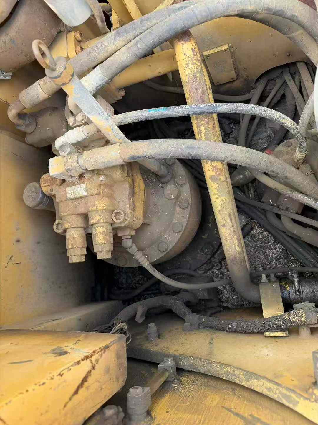 Used Caterpillar 320CU Excavator 2016 Model / 6