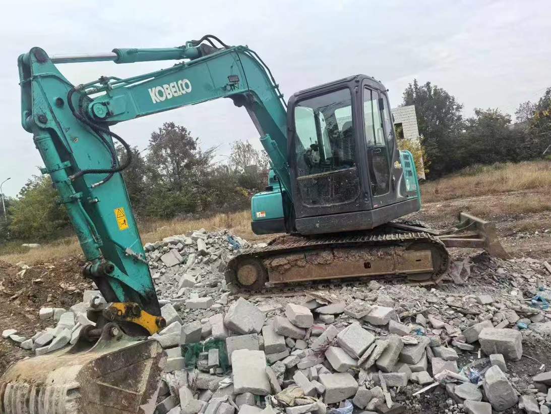 Buy Kobelco SK75 Used Excavator Used Kobelco SK75 Excavator 2021 Model