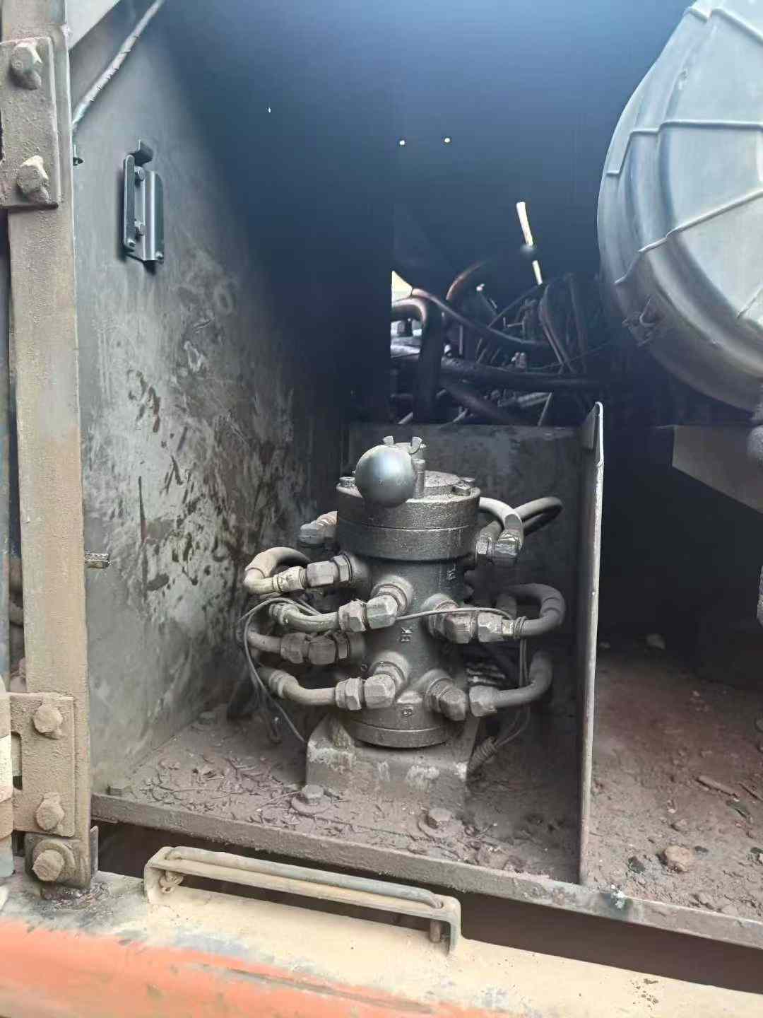 Used Hitachi ZAXIS200 Excavator 2016 Model / 7