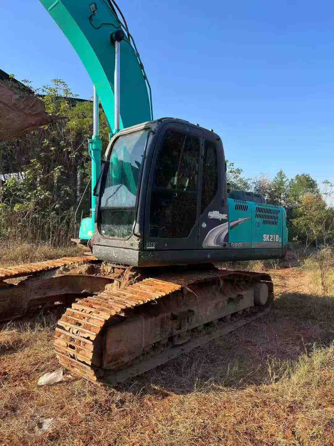 Used Kobelco SK210 Excavator 2014 Model / 3