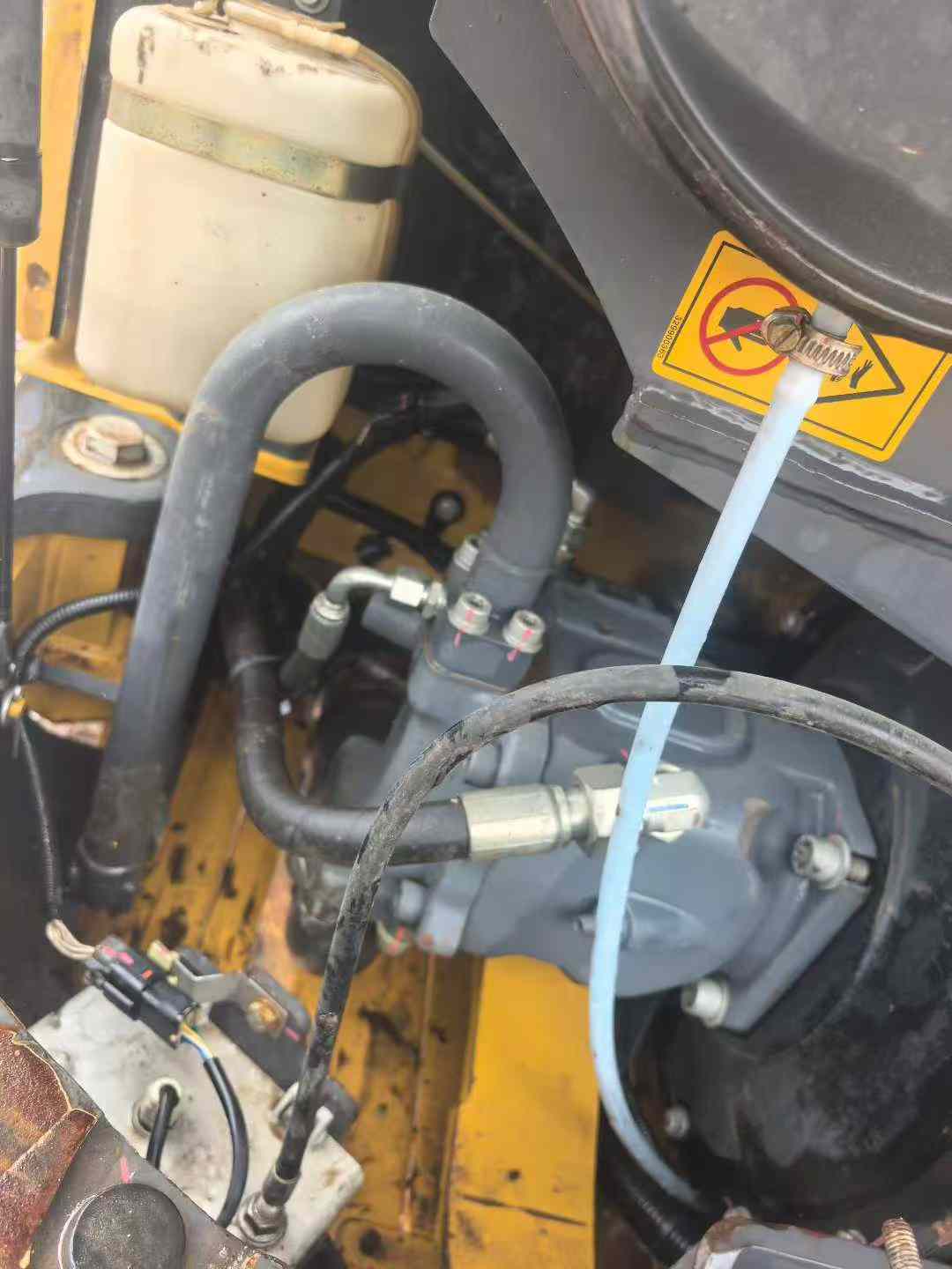 Used XCMG XE60DA Excavator 2021 Model / 9