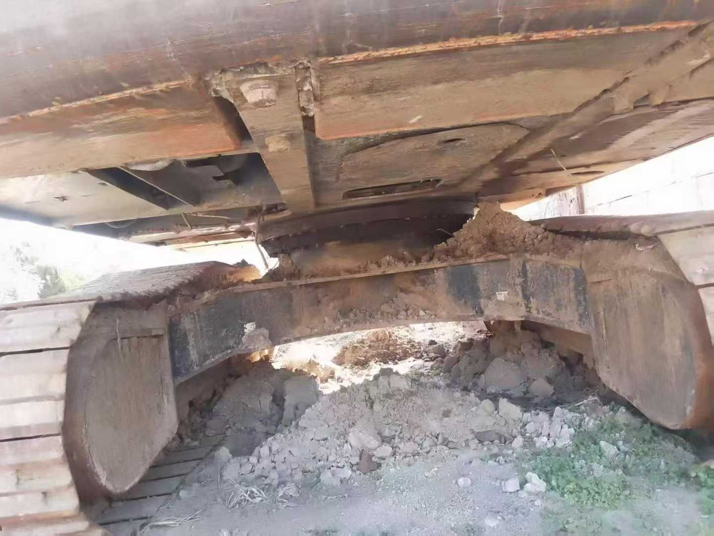 Used Hitachi ZX200-3G Excavator 2016 Model / 3