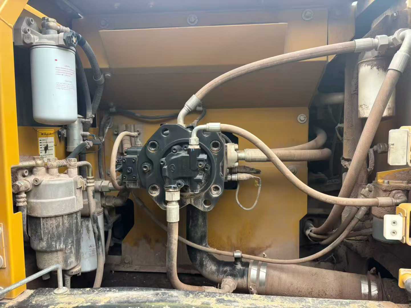 Used Sany SY200H Excavator 2021 Model / 9