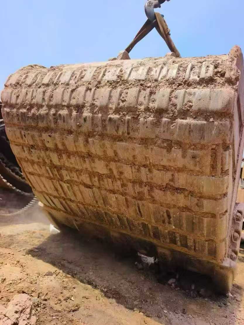 Used XCMG XE490KS Excavator 2016 Model / 4