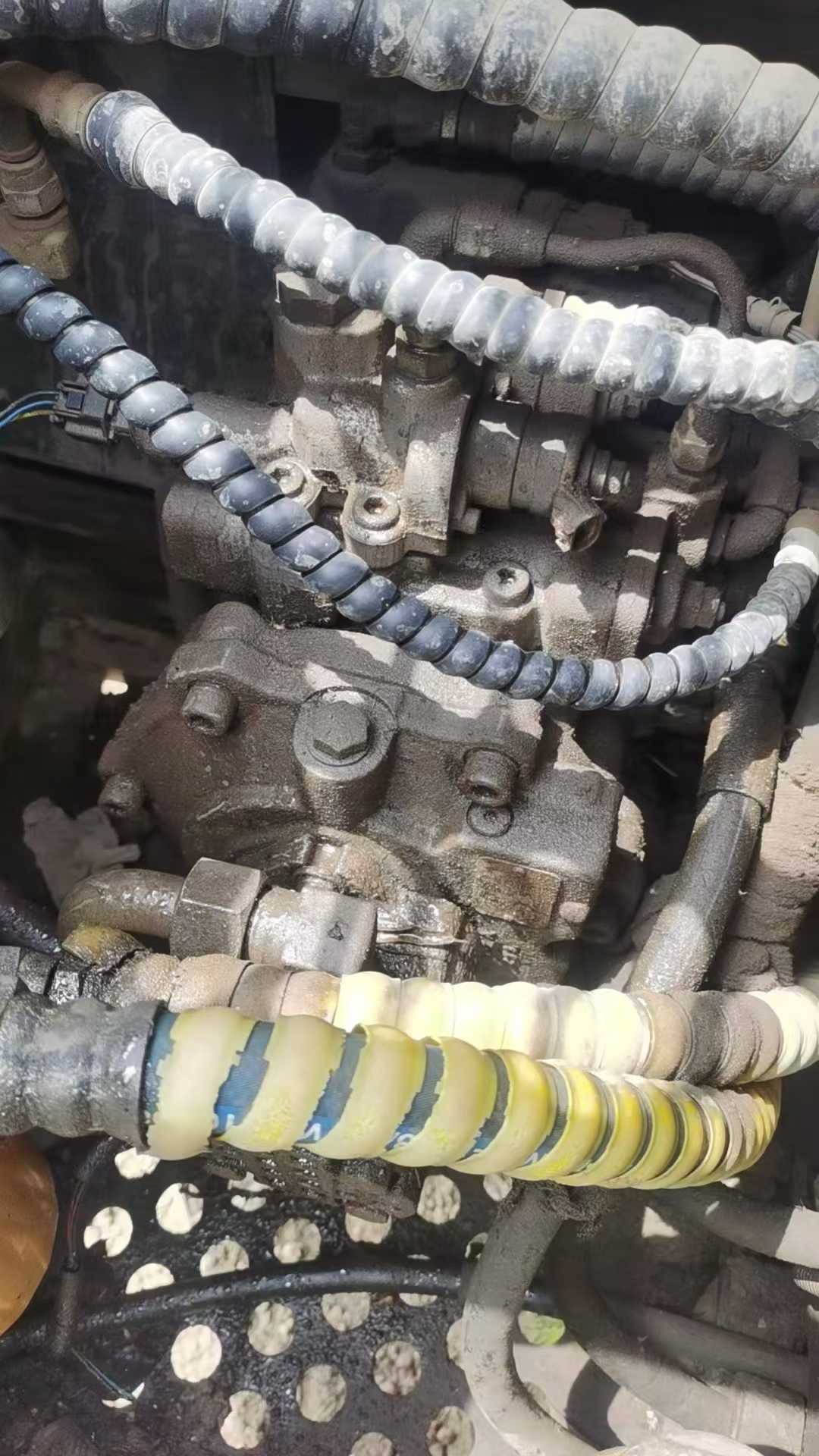 Used Hitachi ZX120 Excavator 2012 Model / 5