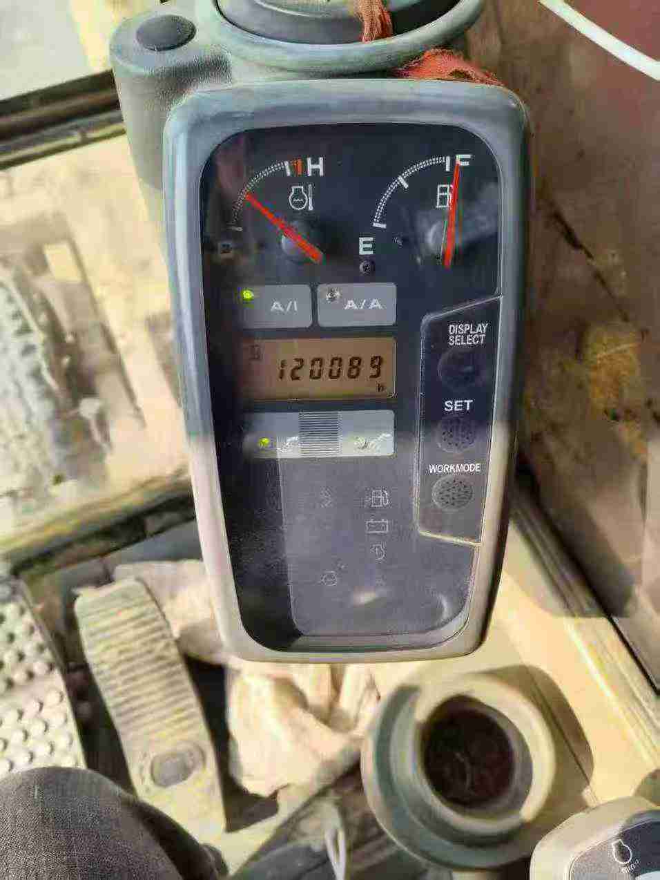 Used Hitachi ZX70-5G Excavator 2013 Model / 2