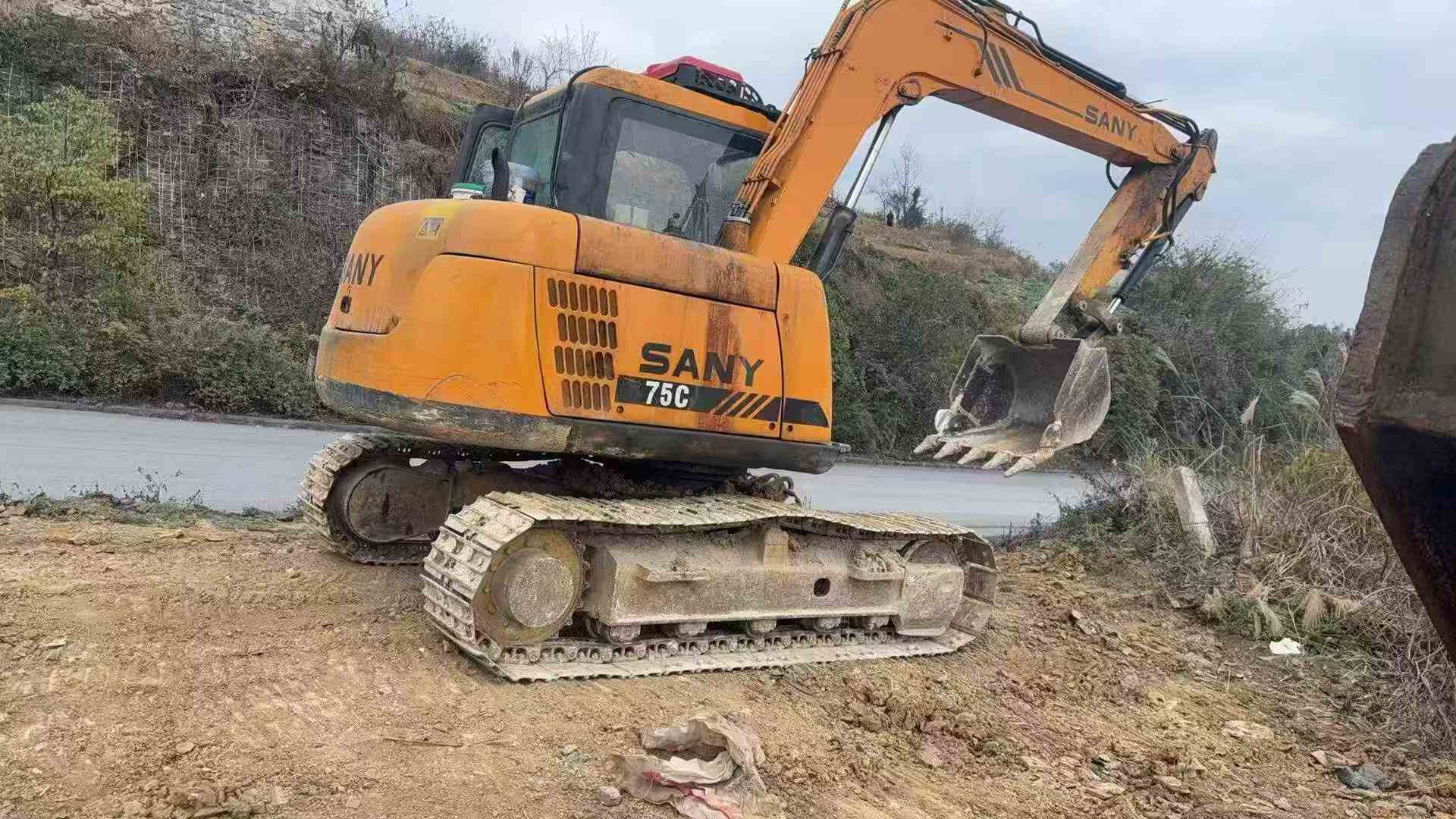 Used Sany SY75 Excavator 2016 Model / 2