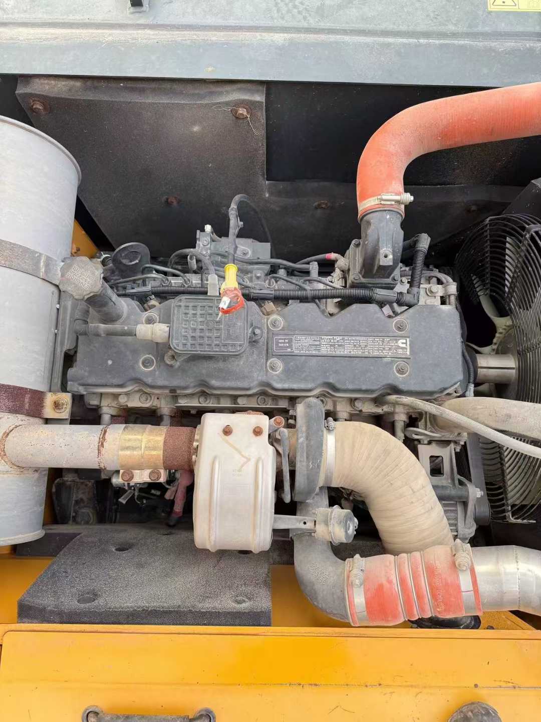 Used Hyundai R215VS Excavator 2016 Model / 5