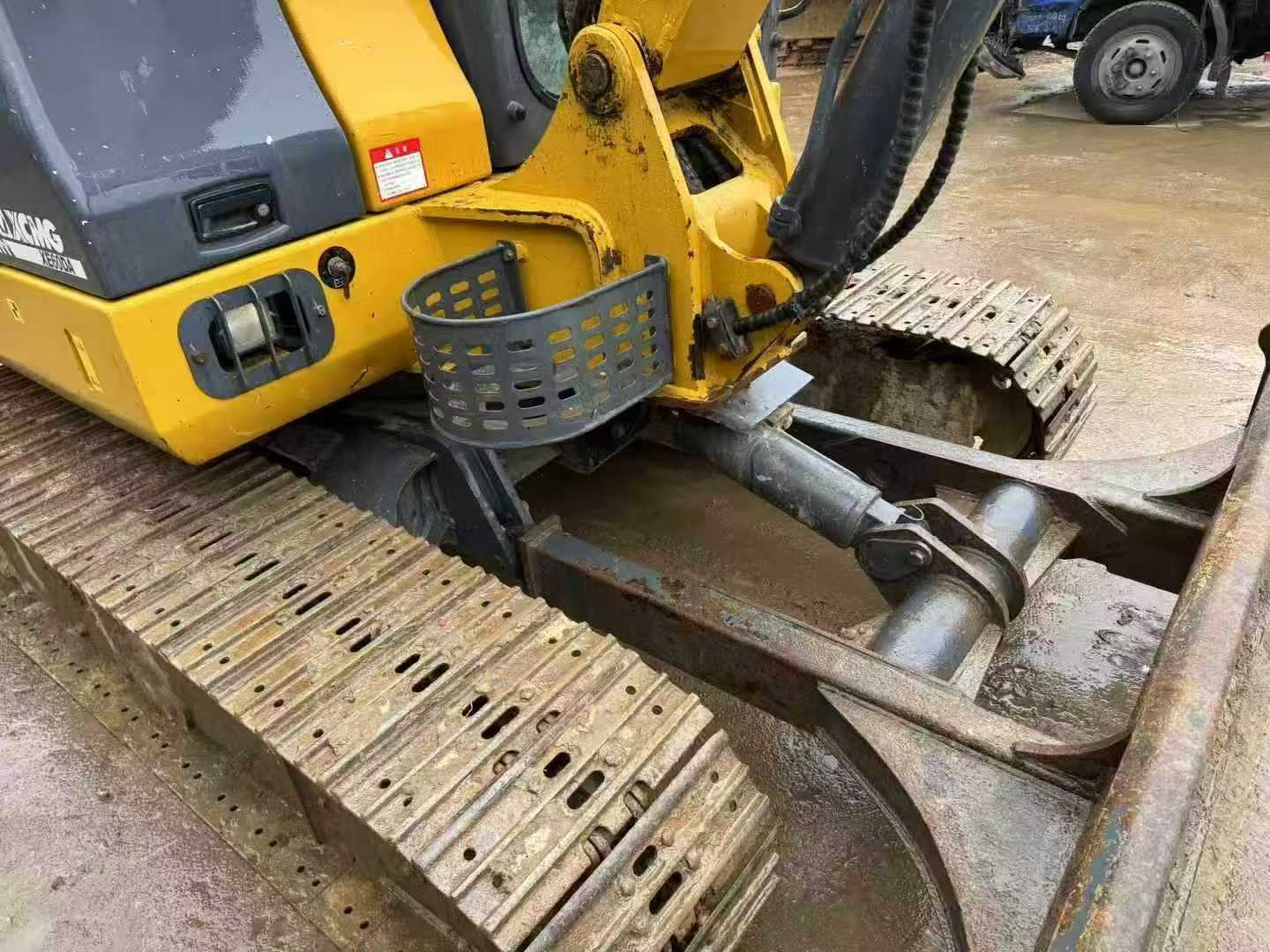 Used XCMG ZL60G Excavator 2021 Model / 2