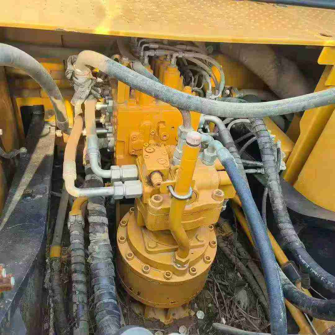 Used Sany SY245H Excavator 2017 Model / 9