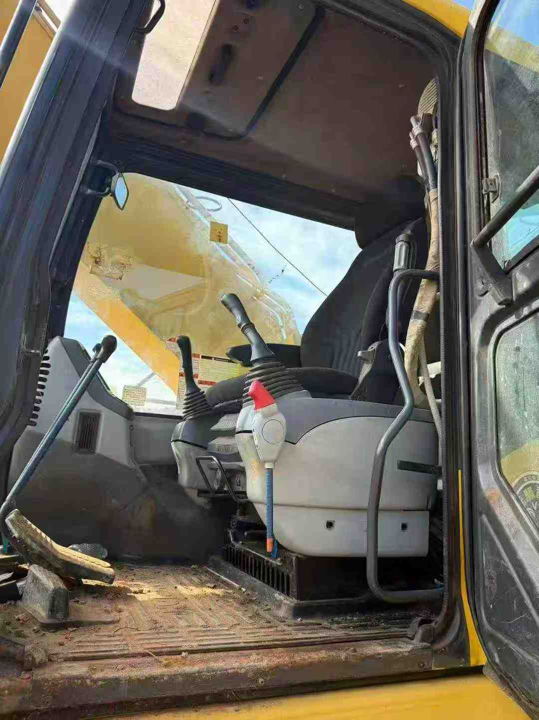 Used Komatsu PC60-7 Excavator 2010 Model / 7