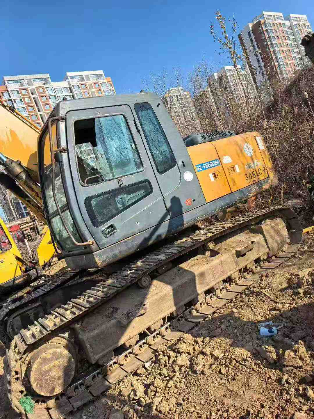 Used Hyundai R225LVS Excavator 2016 Model / 2