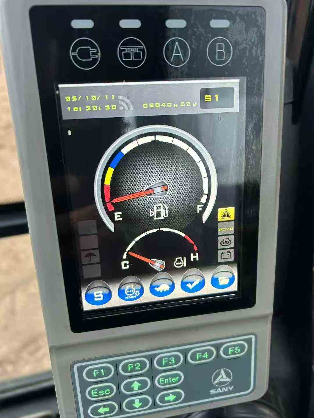 Used Sany SY55 Excavator 2020 Model / 8