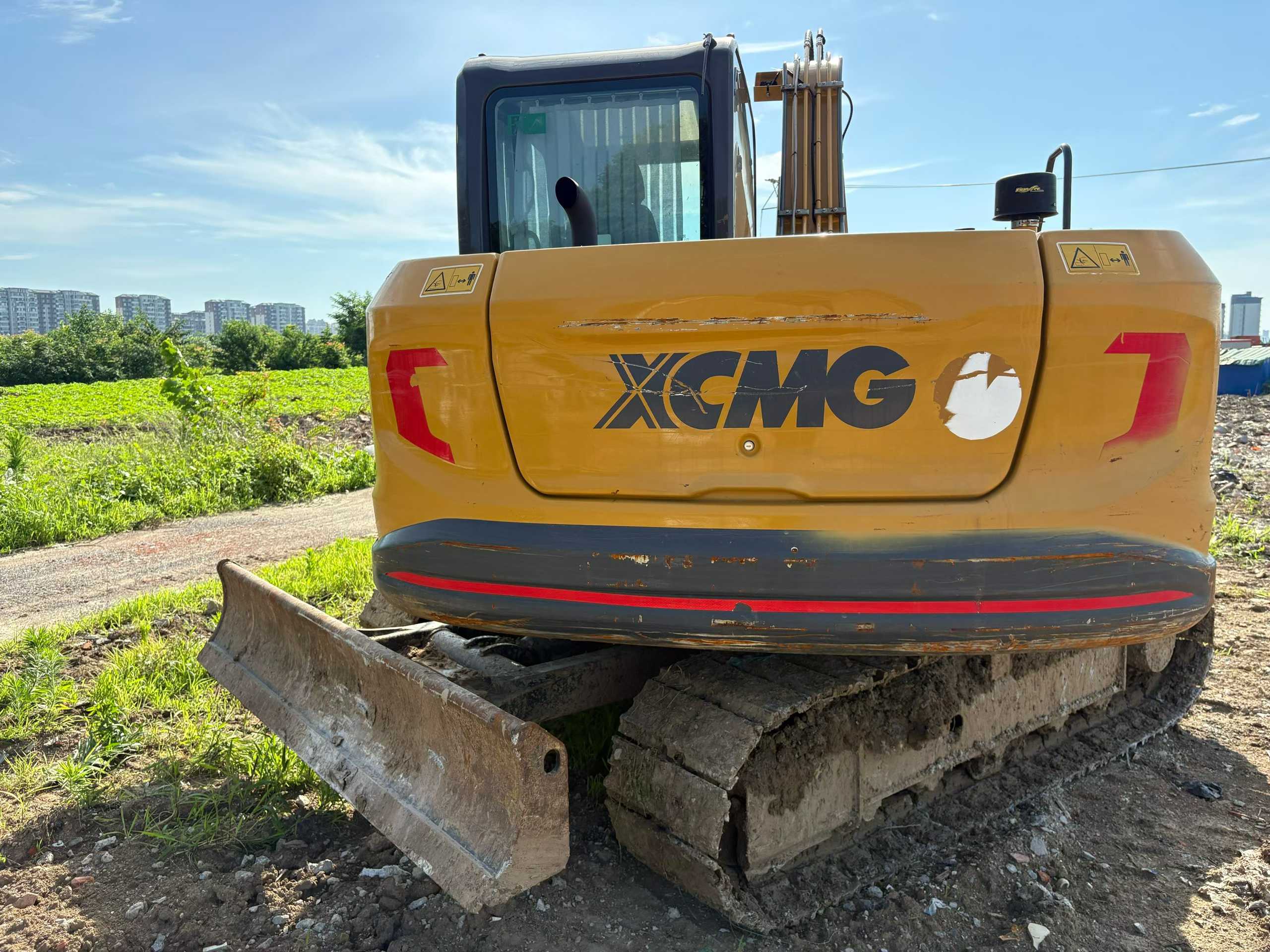Used XCMG XE75WD Excavator 2024 Model / 2