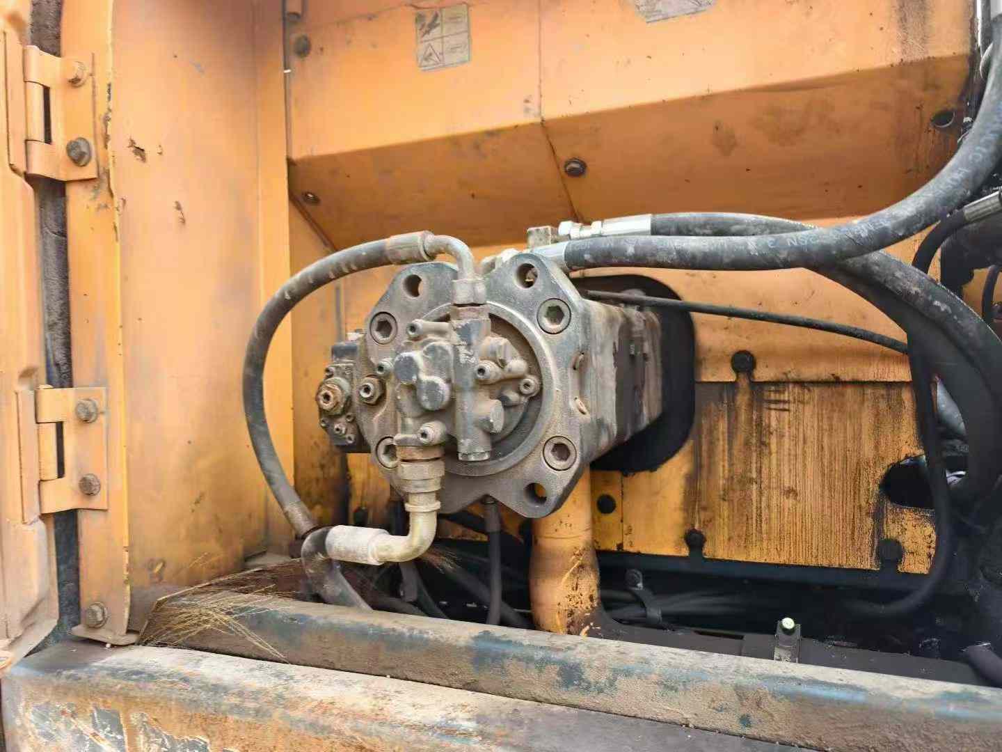 Used Hyundai R215-9 Excavator 2016 Model / 6