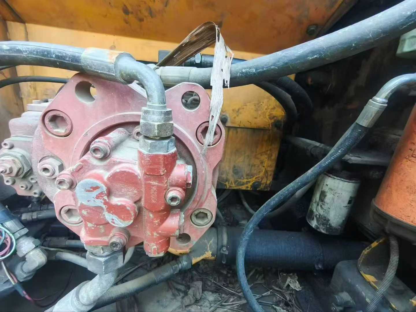 Used Hyundai R225-7 Excavator 2016 Model / 3