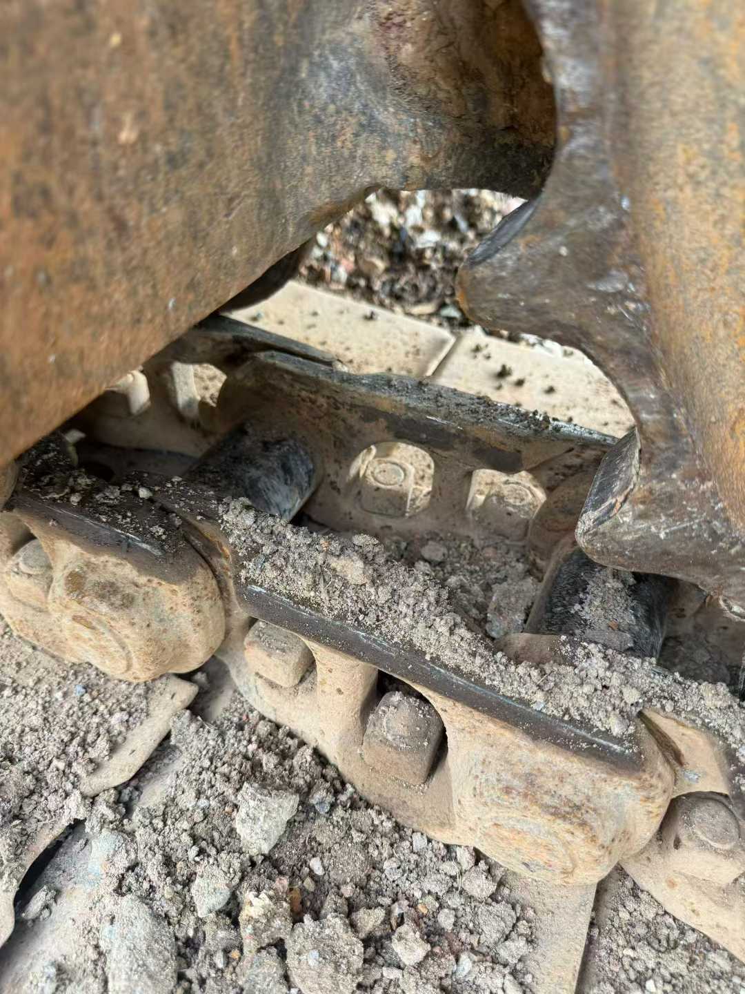 Used Hyundai R215VSN Excavator 2016 Model / 8