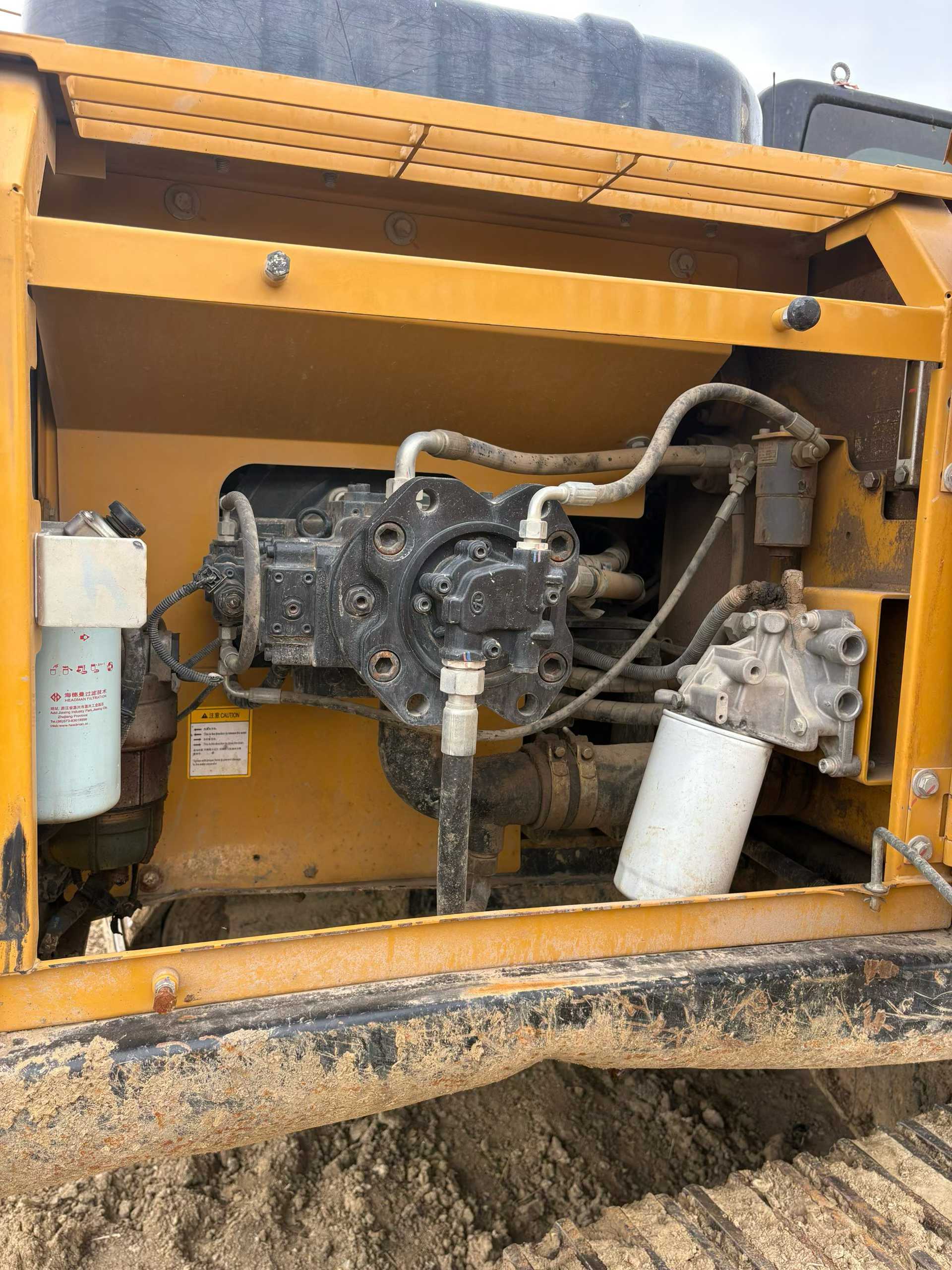 Used Sany SY200H Excavator 2019 Model / 8