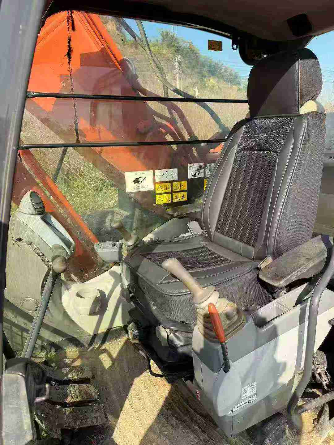 Used Hitachi ZAXIS200 Excavator 2021 Model / 9