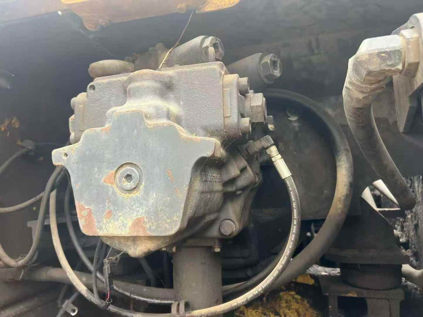 Used Komatsu PC350 Excavator 2012 Model / 6