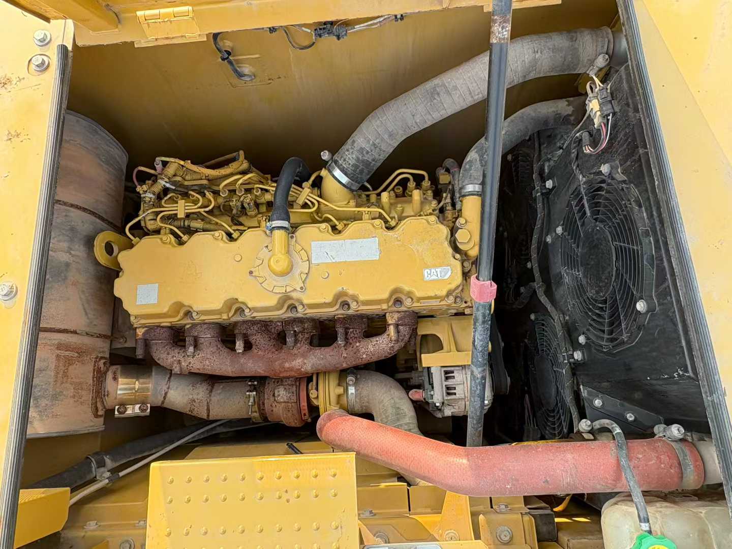 Used Caterpillar 323 Excavator 2019 Model / 7